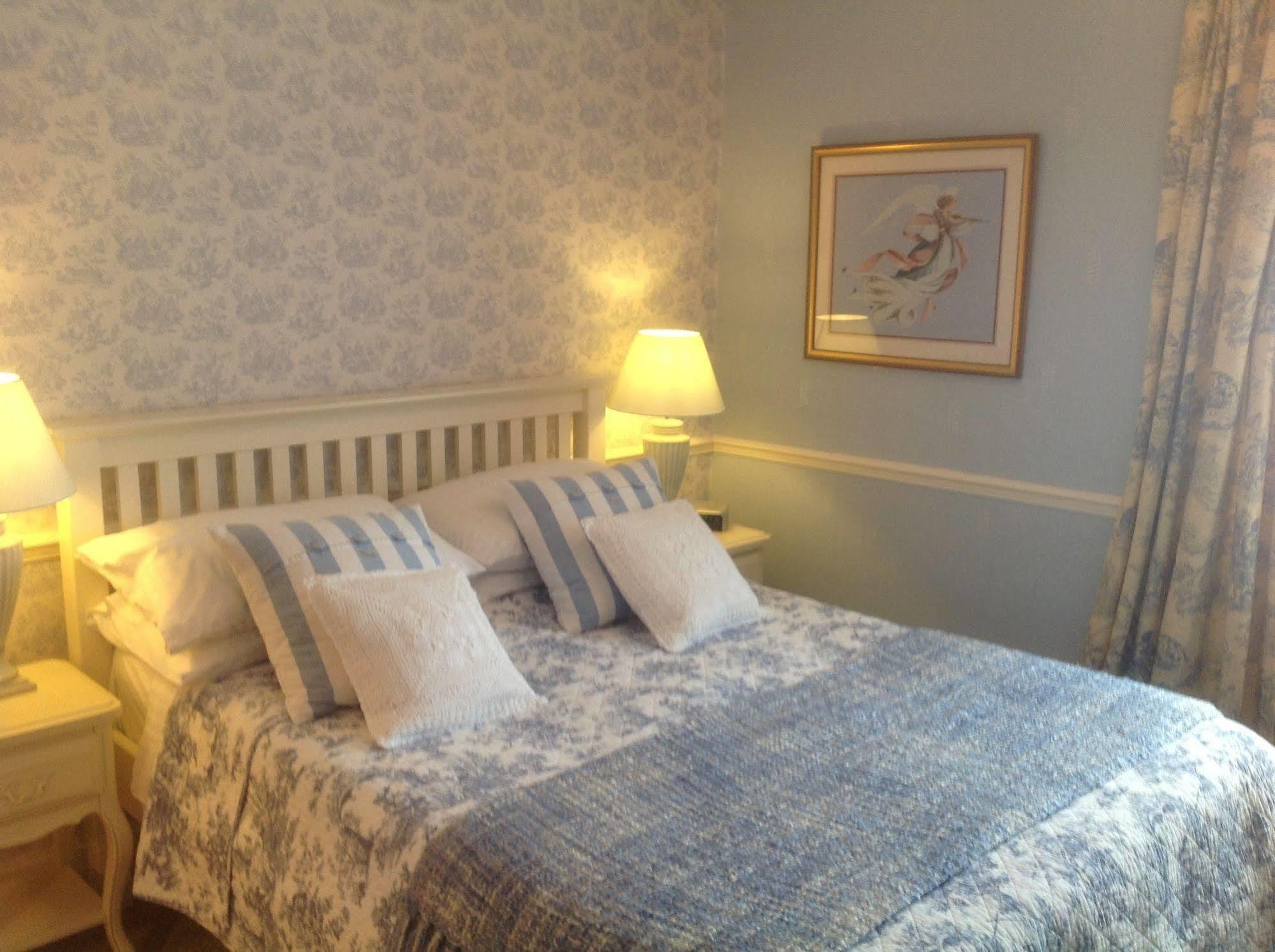 Comelybank Guesthouse Crieff Eksteriør bilde